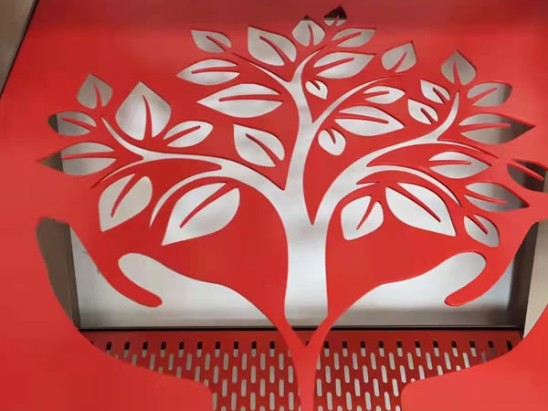 雕刻沖孔鋁單板
